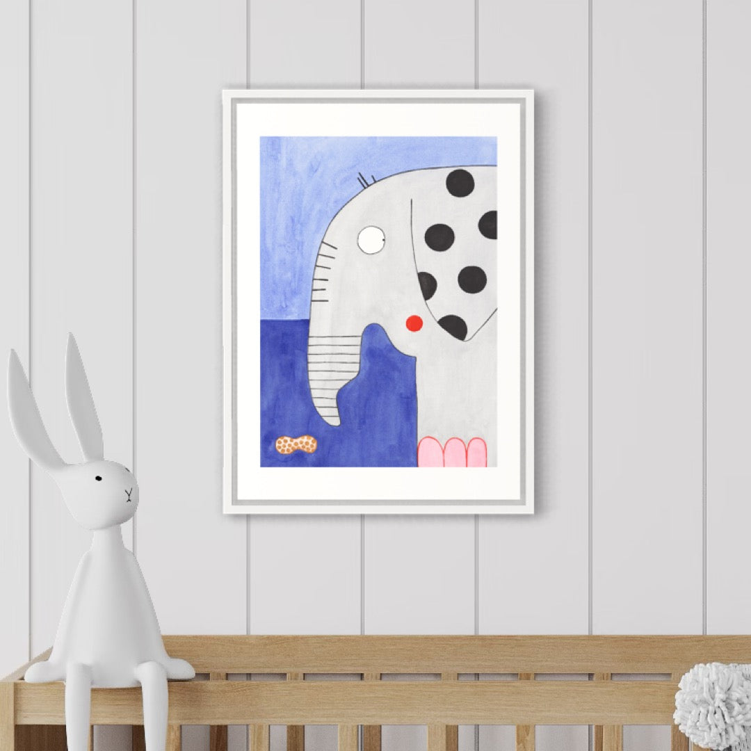 Kinderzimmer Aquarell-Print "Elefant mit Erdnuss"